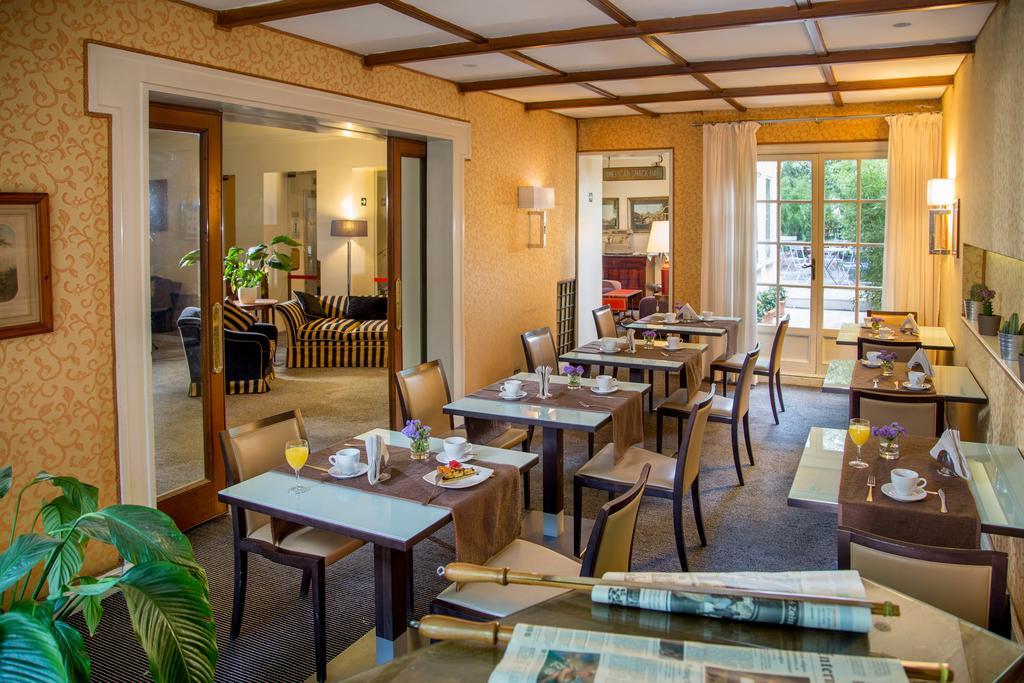 Panama Garden Hotell 4*